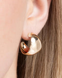 SMALL GOLD CONCAVE SHINY HOOPS